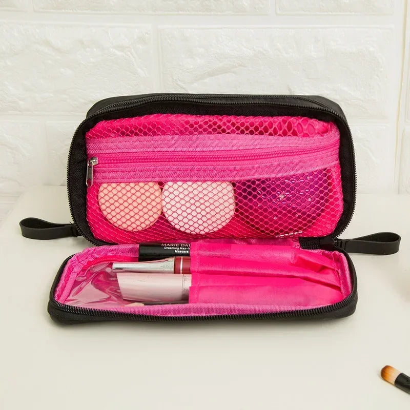 Petit sac de maquillage noir