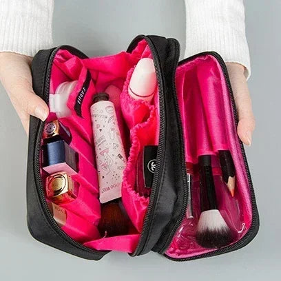 Petit sac de maquillage noir