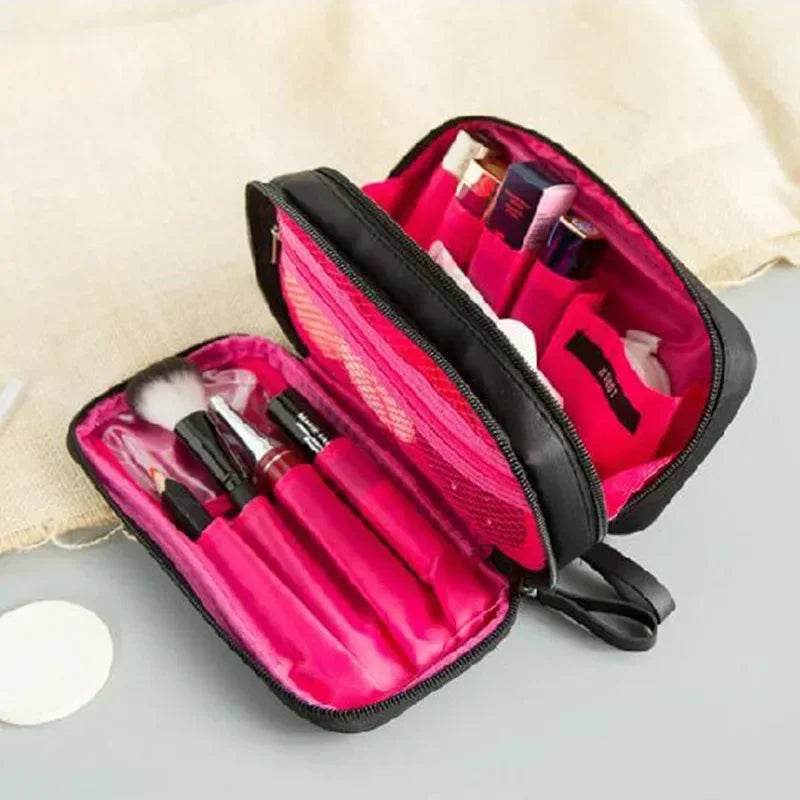Petit sac de maquillage noir